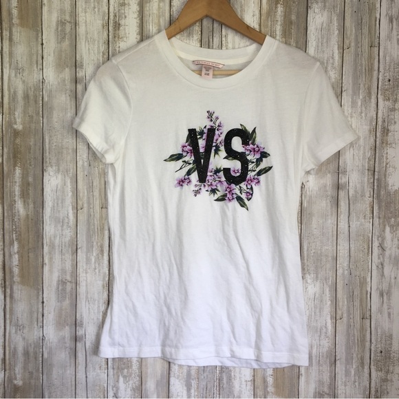 Victoria's Secret Tops - Victoria’s Secret White Floral VS Tee